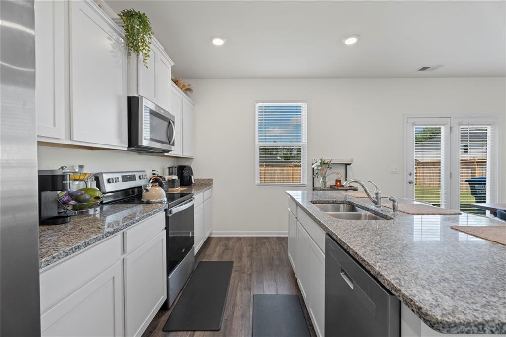 249 Friendship Oak Way Hampton, GA 30228 - Photo 12 of 35