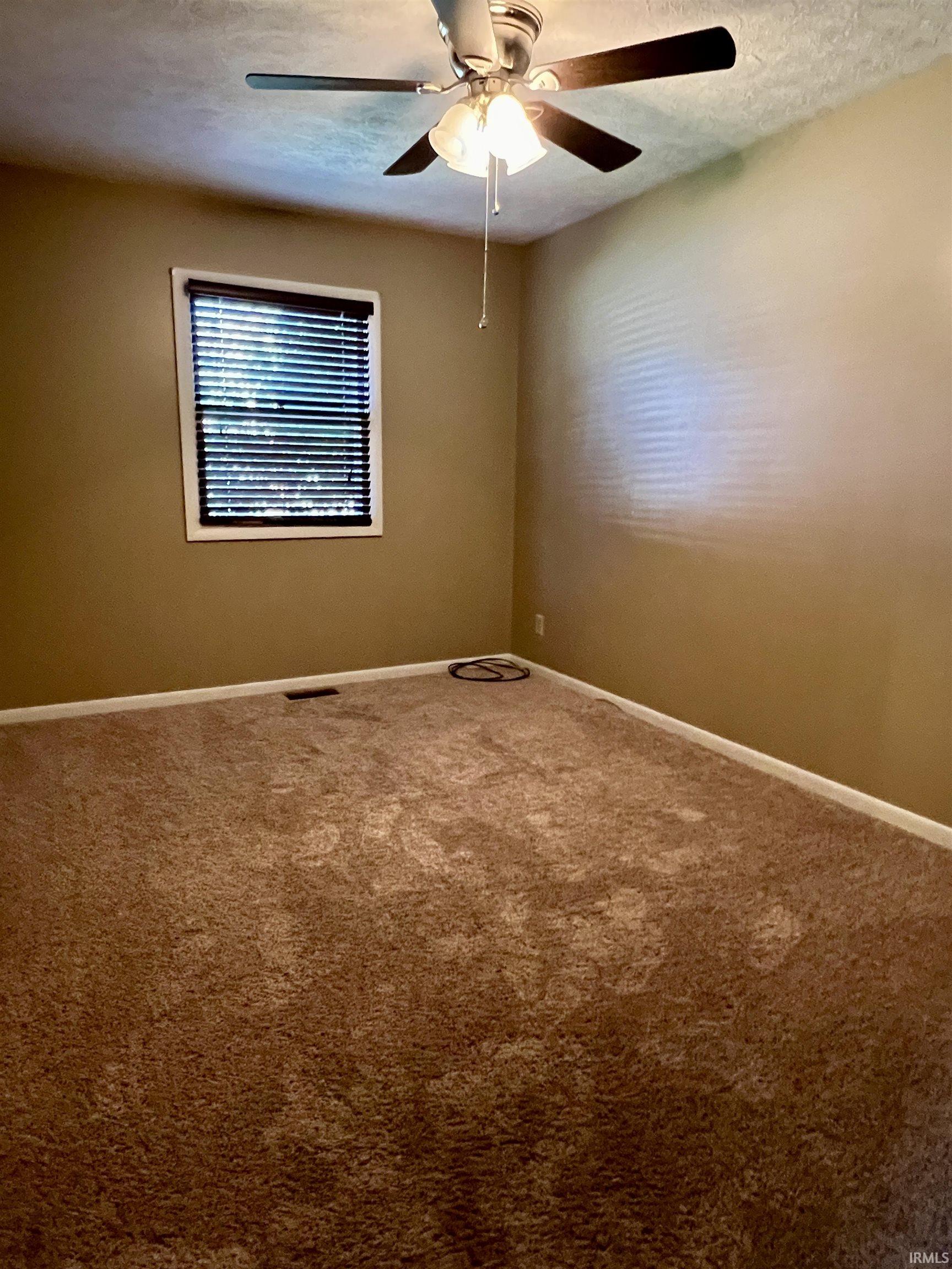 909 Clover Street Rochester, IN 46975 - Photo 18 of 23
