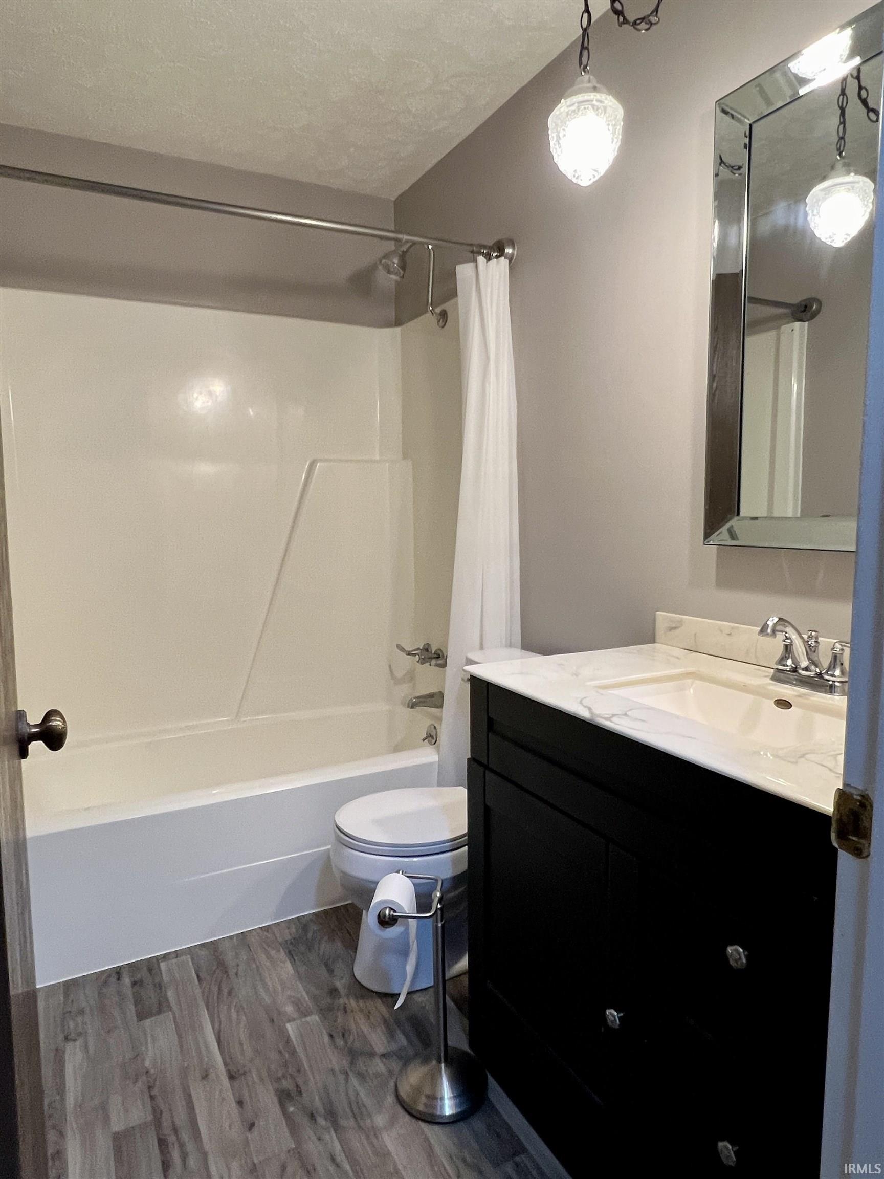909 Clover Street Rochester, IN 46975 - Photo 9 of 23