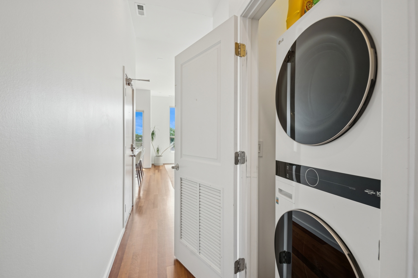 1719 North Western Avenue, Unit 4 Chicago, IL 60647 - Photo 14 of 16