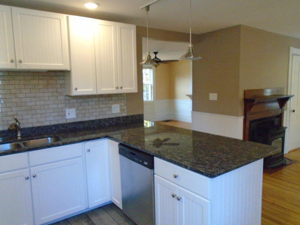 542 Augusta Road Winslow, ME 04901 - Photo 10 of 40 Kitchen