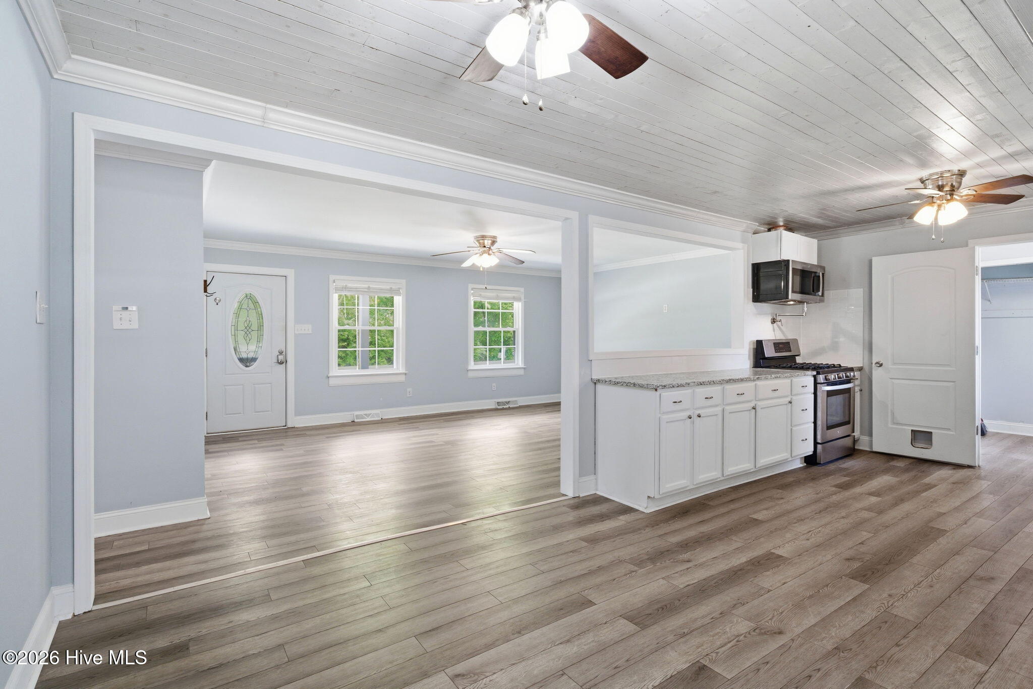 5075 Community Grocery Road Wilson, NC 27893 - Photo 9 of 34 Kitchen/Dining