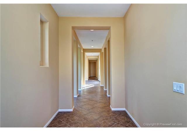 421 Hickoryhill Drive Encinitas, CA 92024 - Photo 3 of 23