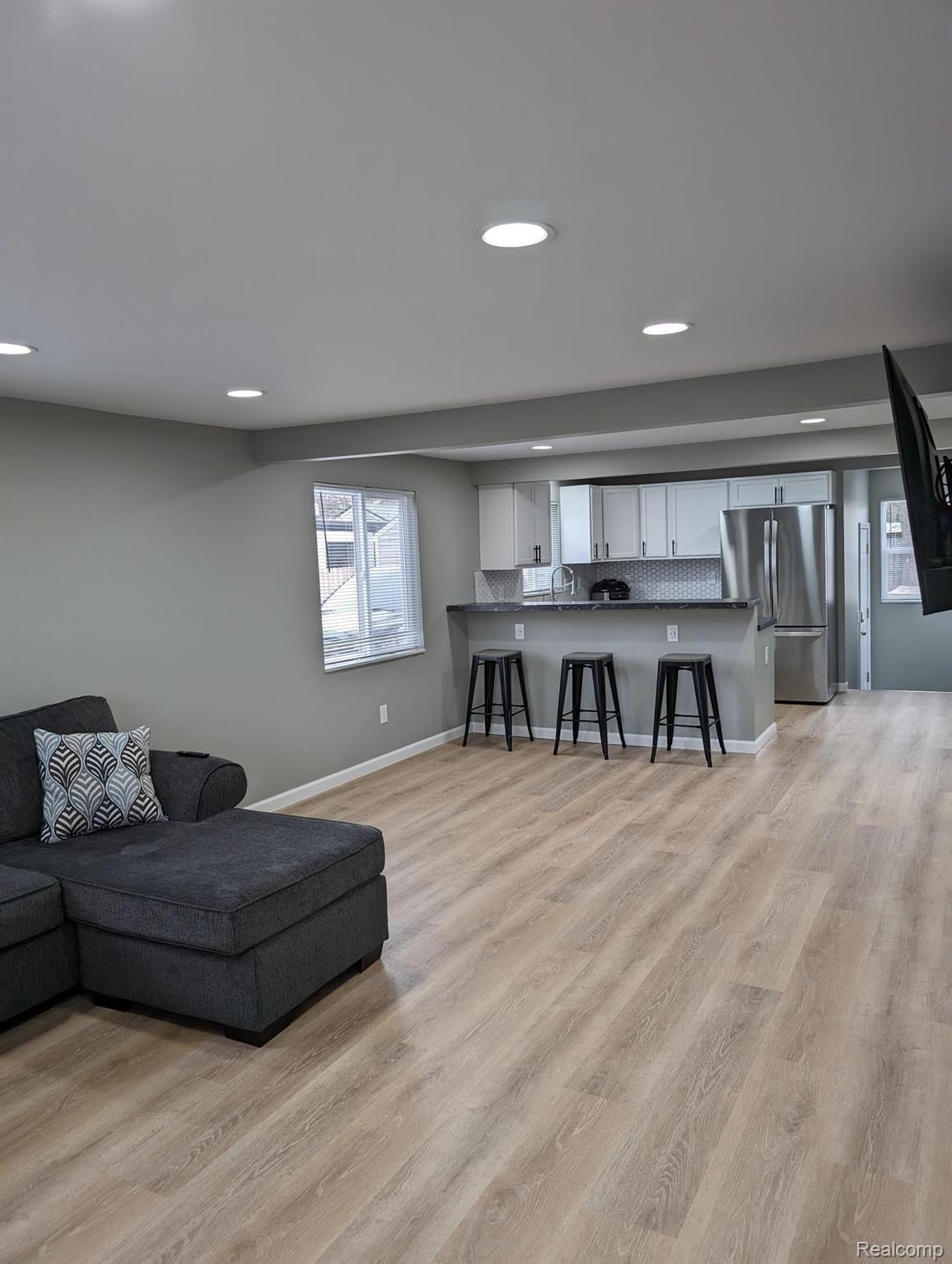 2026 Eberly Road Flint, MI 48532 - Photo 16 of 28 Gallery Image 16
