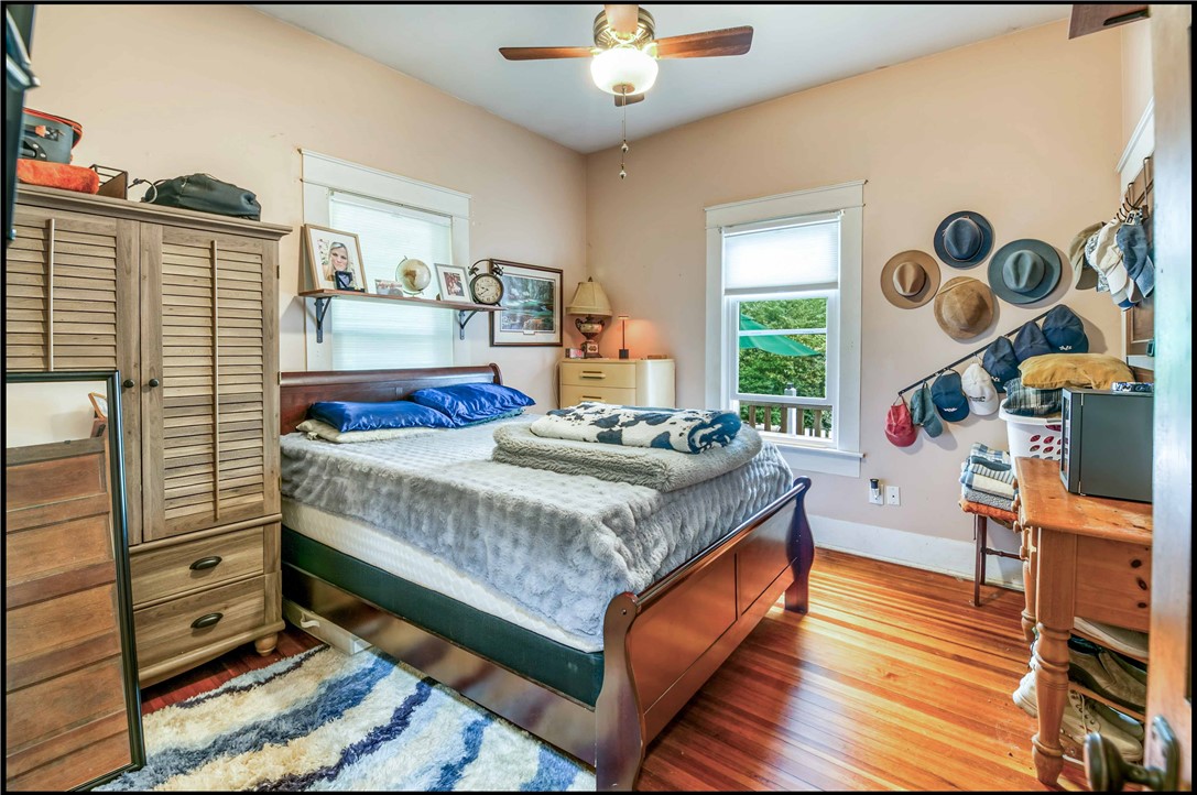 635 Northeast Main Street Easley, SC 29640 - Photo 18 of 36