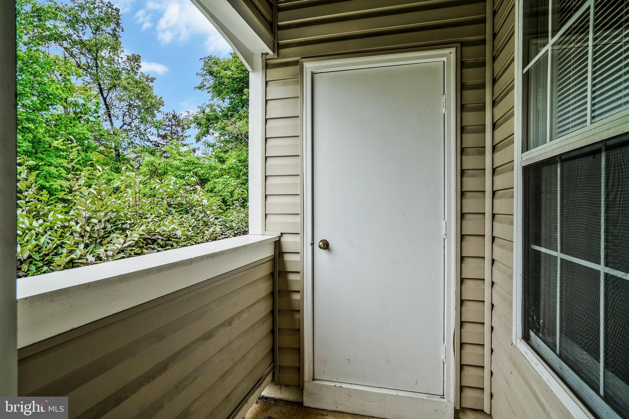 7815 Harrowgate Circle, Unit 150 Springfield, VA 22152 - Photo 27 of 30 Outdoor patio