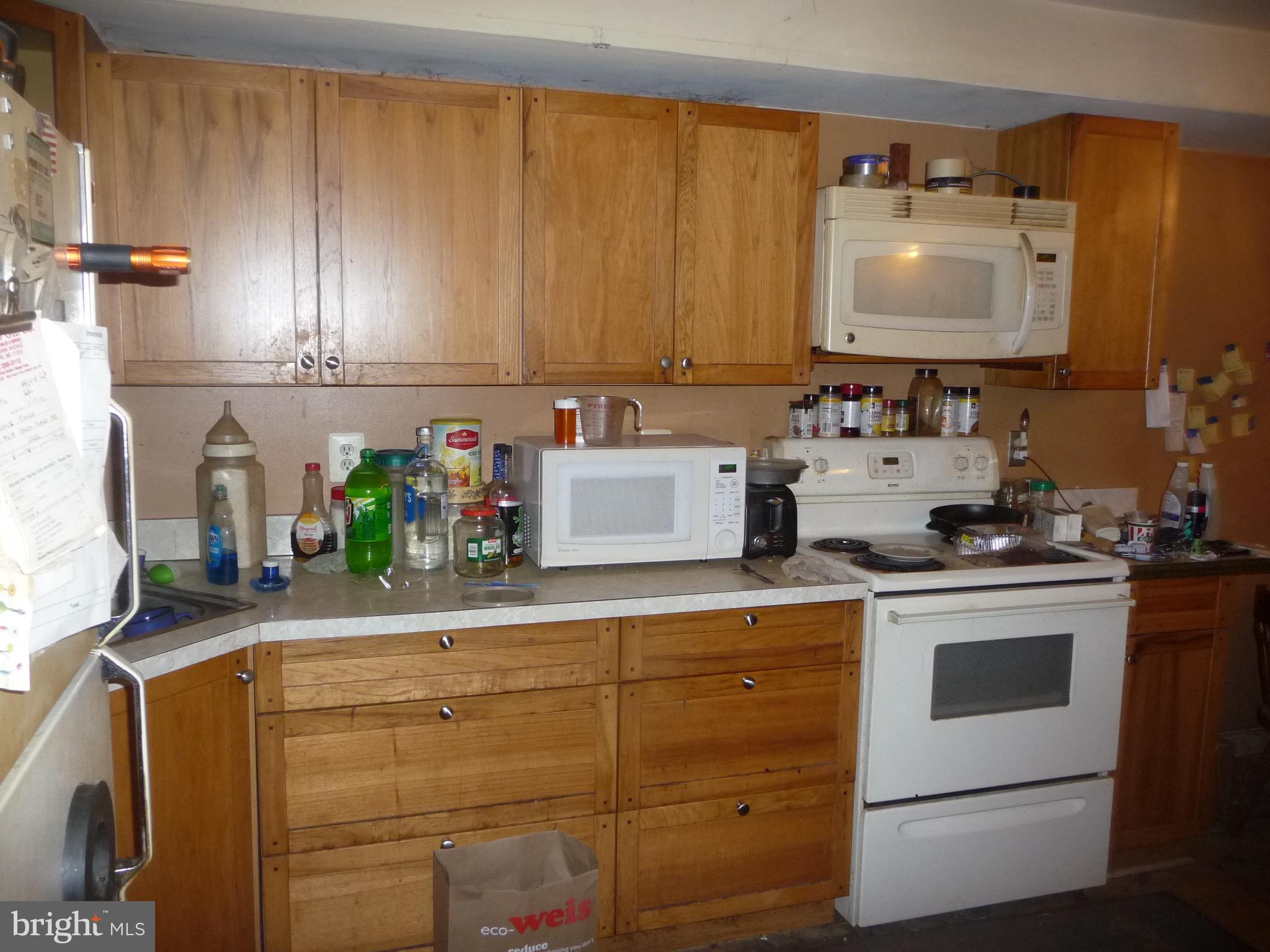 8618 Sandy Plains Road Baltimore, MD 21222 - Photo 8 of 14