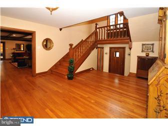 1000 Leopard Road Rydal, PA 19046 - Photo 2 of 25 Foyer