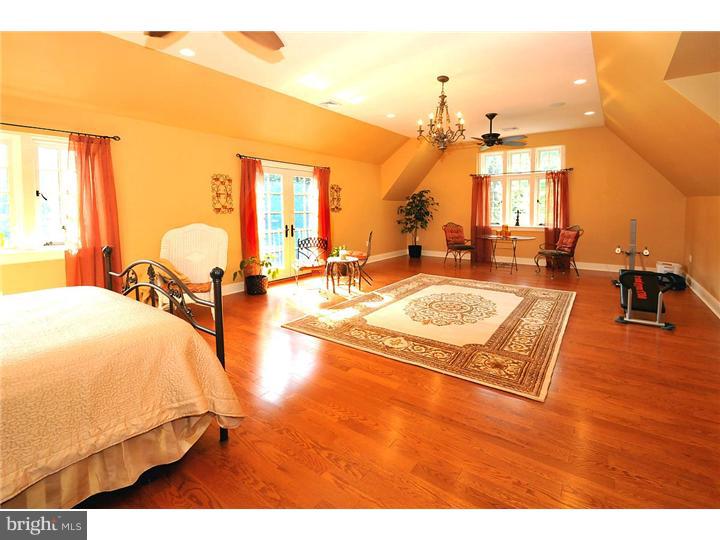 1000 Leopard Road Rydal, PA 19046 - Photo 15 of 25 Master Bedroom