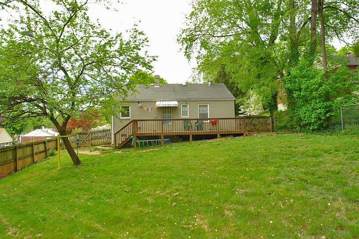 1828 Fareham Road Southwest Roanoke, VA 24015 - Photo 13 of 20 13