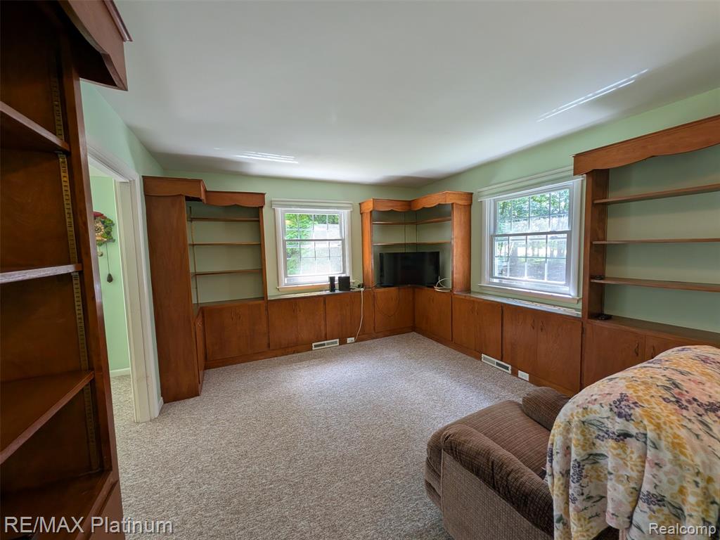 1430 Dauner Road Fenton, MI 48430 - Photo 6 of 41