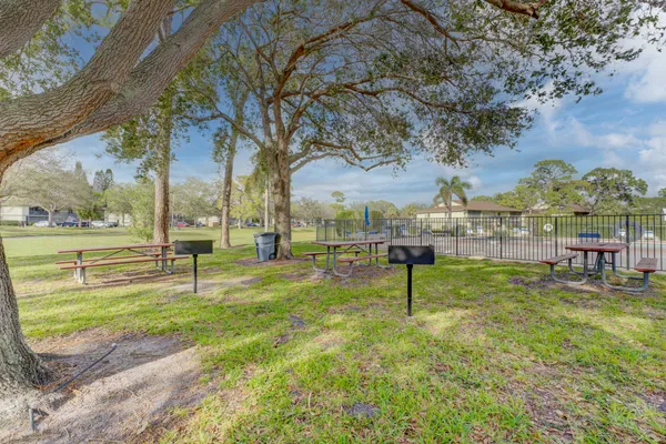 $2,350 | 6446 Chasewood Drive, Unit B, Jupiter, FL 33458