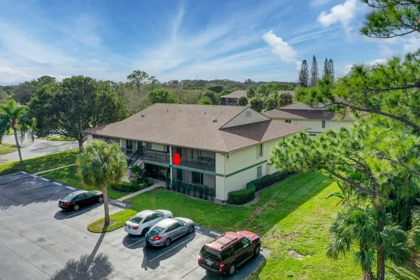 $2,350 | 6446 Chasewood Drive, Unit B, Jupiter, FL 33458
