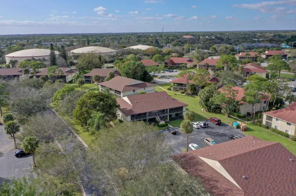 $2,350 | 6446 Chasewood Drive, Unit B, Jupiter, FL 33458