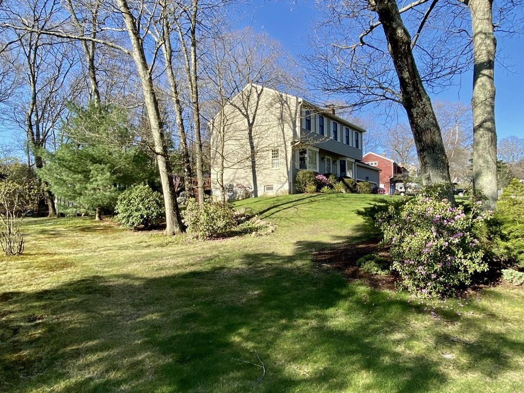 14 Hammond Road Hopedale, MA 01747 - Photo 2 of 32 Gallery Image 2