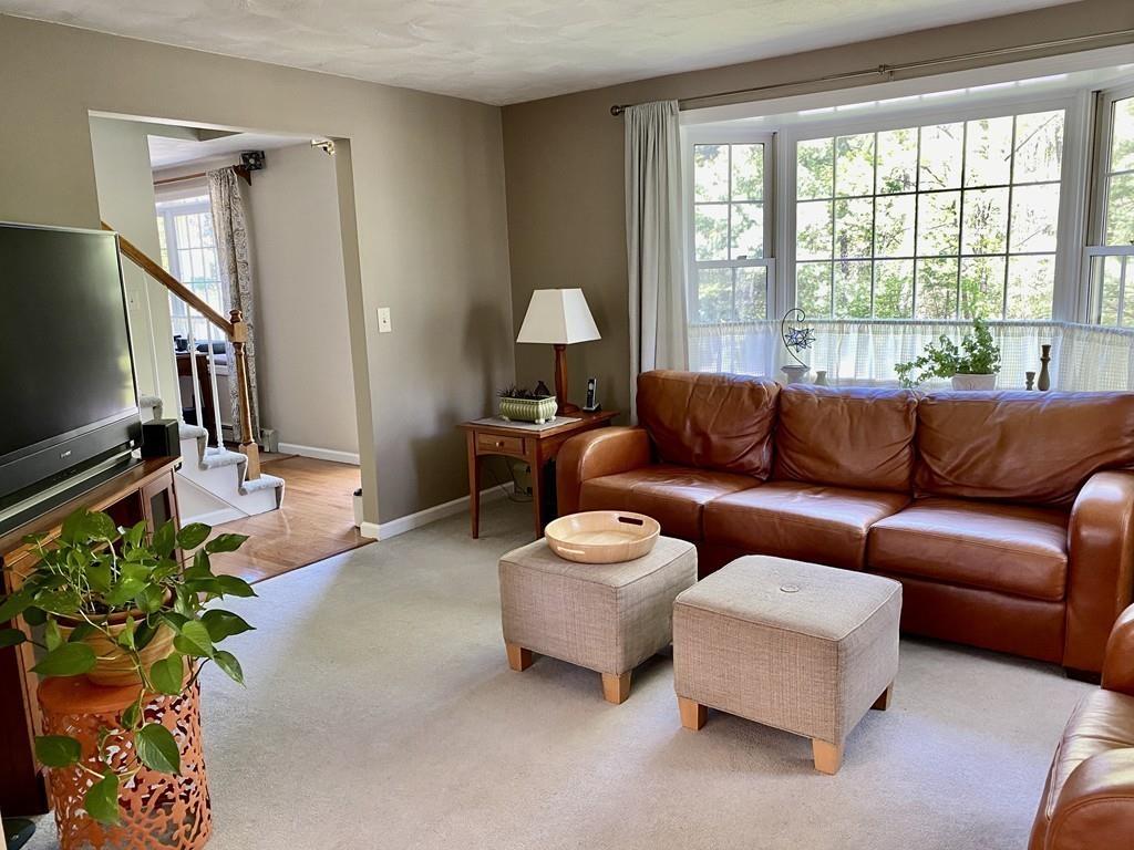 14 Hammond Road Hopedale, MA 01747 - Photo 5 of 32 Gallery Image 5