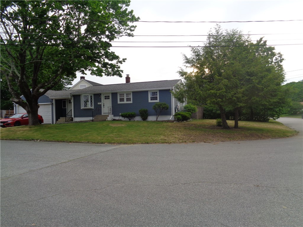 5 Monterey Road Warwick, RI 02889 - Photo 1 of 29 Gallery Image 1