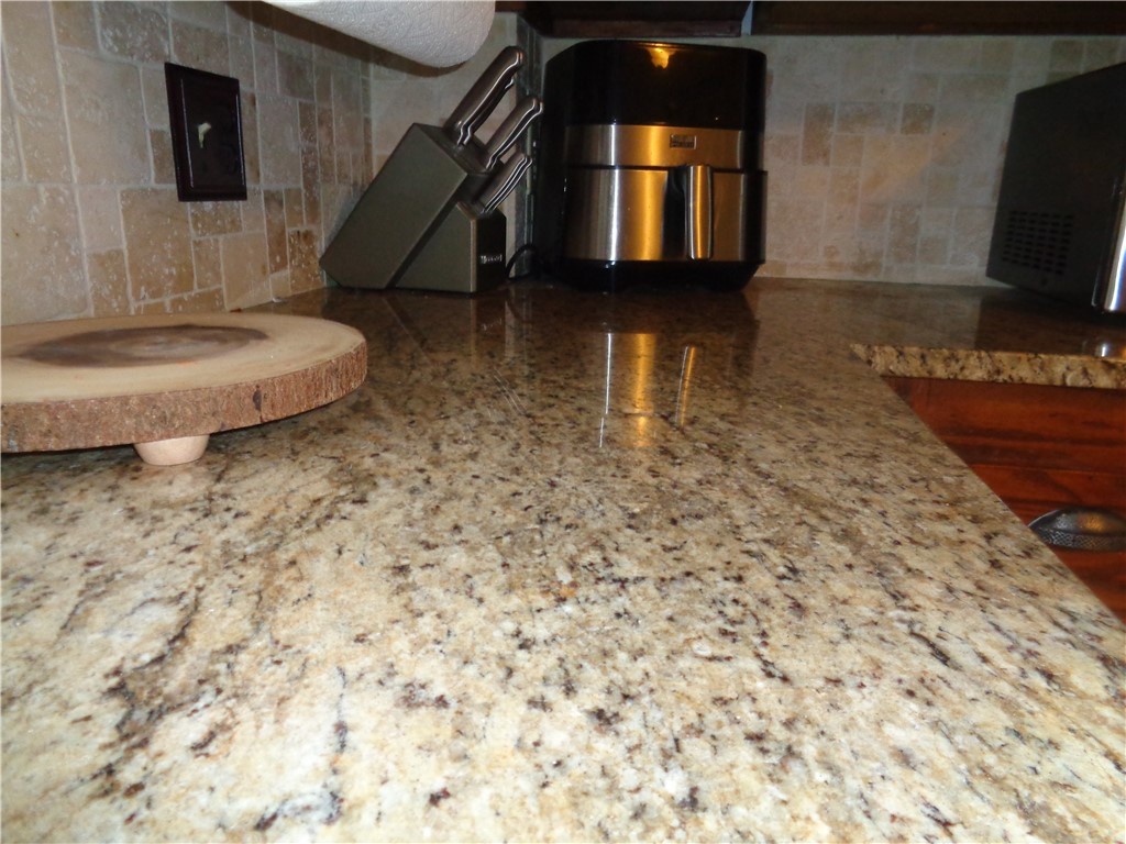 5 Monterey Road Warwick, RI 02889 - Photo 16 of 29 Gallery Image 16
