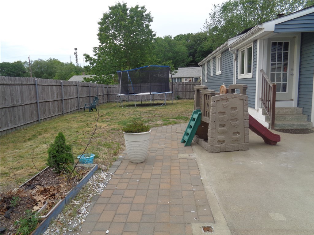 5 Monterey Road Warwick, RI 02889 - Photo 24 of 29 Gallery Image 24