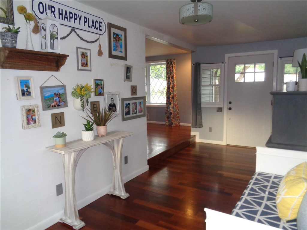 5 Monterey Road Warwick, RI 02889 - Photo 9 of 29 Gallery Image 9