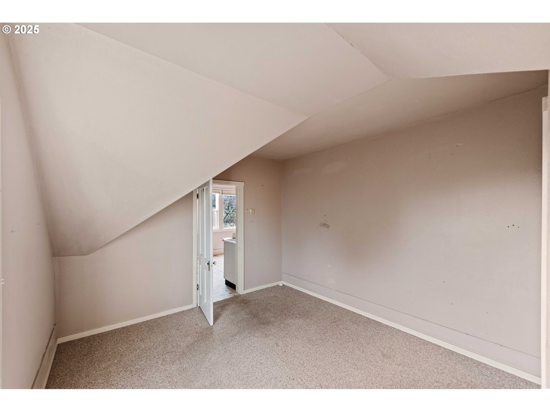 644 4th Street Myrtle Point, OR 97458 - Photo 23 of 45