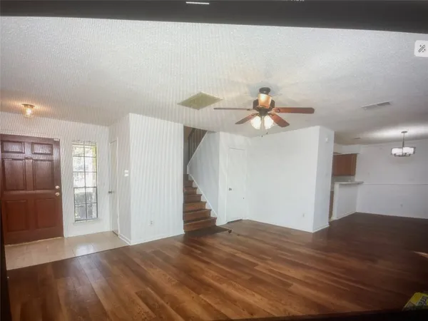 $2,000 | 8239 Viny Ridge Drive, Houston, TX 77083