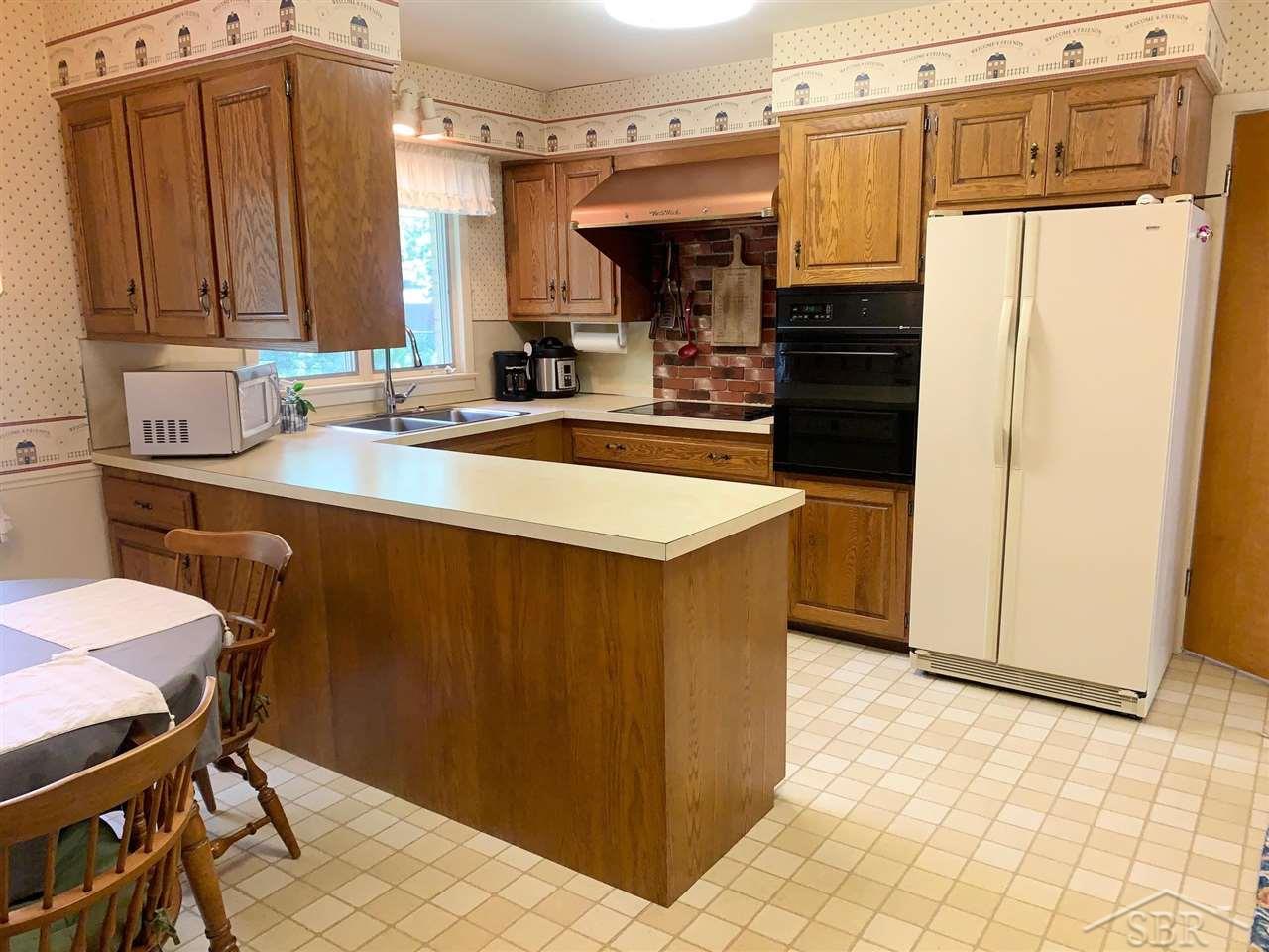 4330 Dirker Road Saginaw, MI 48638 - Photo 6 of 55