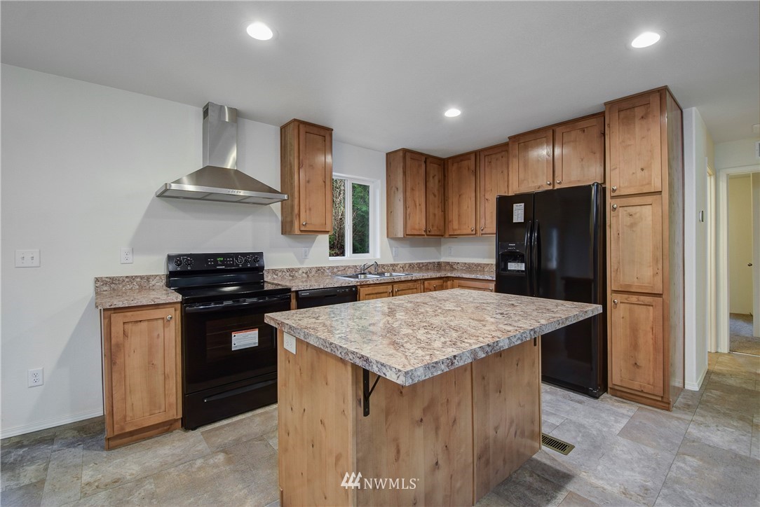 20105 Crystal Springs Road Granite Falls, WA 98252 - Photo 4 of 24 Gallery Image 4