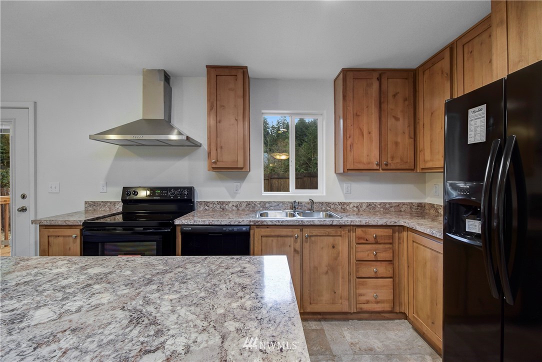20105 Crystal Springs Road Granite Falls, WA 98252 - Photo 5 of 24 Gallery Image 5