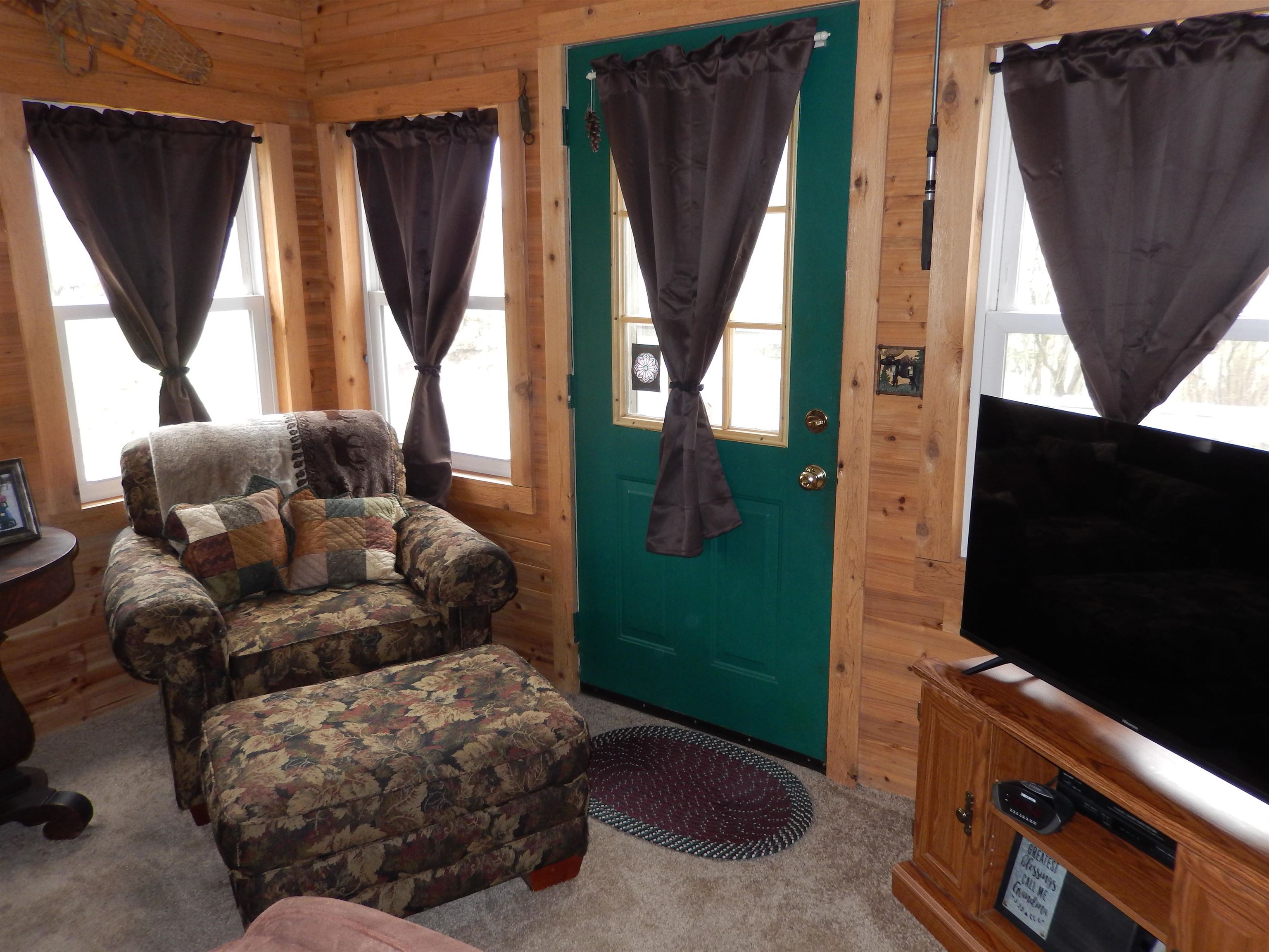 2450 Putnam Road Whittemore, MI 48770 - Photo 31 of 48 1899579-30.JPG