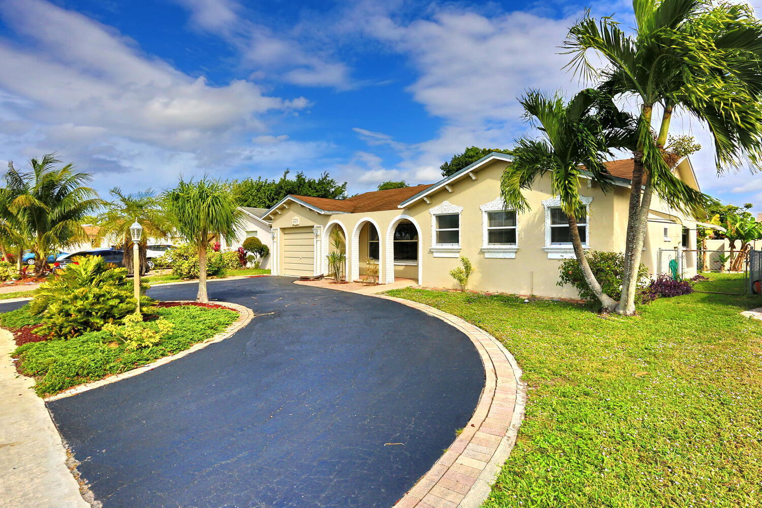 22618 Southwest 65th Terrace Boca Raton, FL 33428 - Photo 1 of 22 1 Exterior Front
