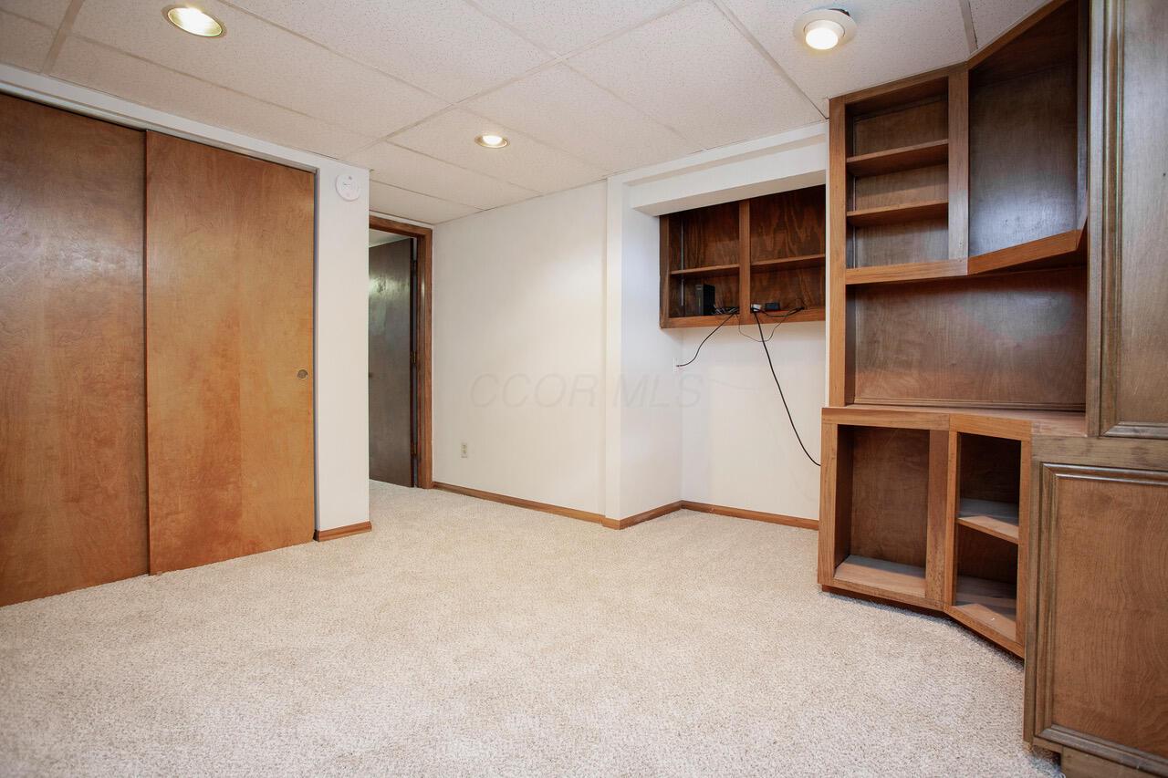 2546 Nottingham Road Columbus, OH 43221 - Photo 30 of 31 Basement bedroom/office