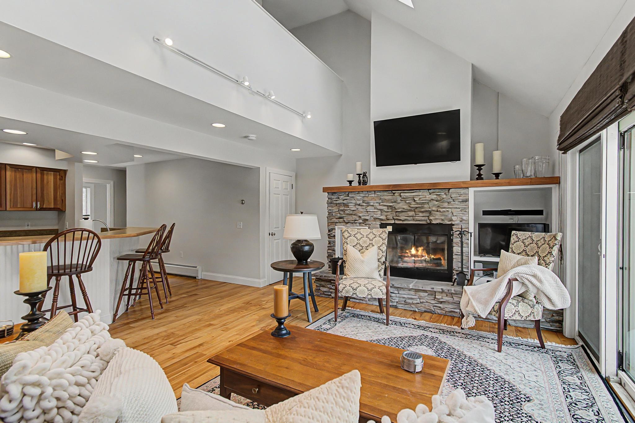 38 Tranquillity Road, Unit 84 Stowe, VT 05672 - Photo 14 of 39