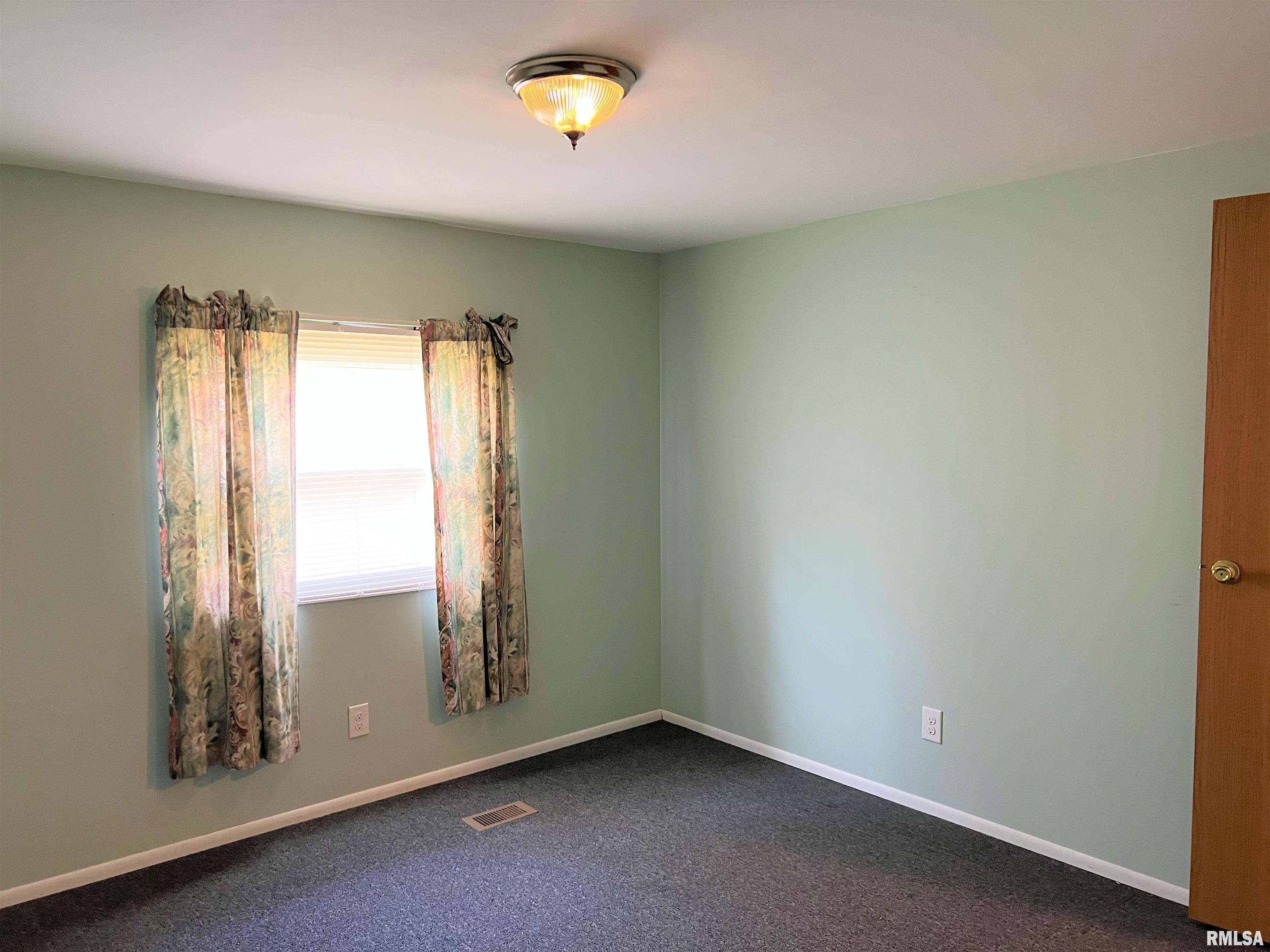 29820 High Street Centralia, IL 62801 - Photo 20 of 22 Gallery Image 20
