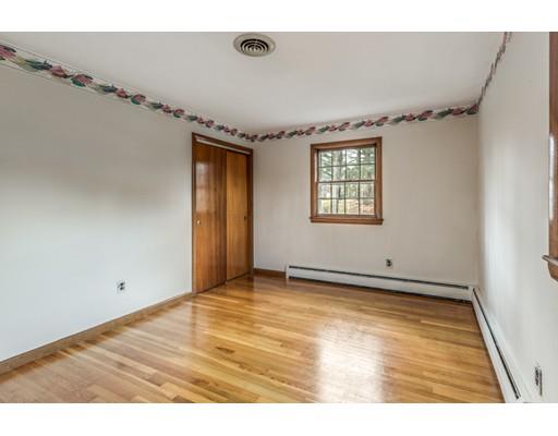 7 Sherwood Road Reading, MA 01867 - Photo 18 of 28