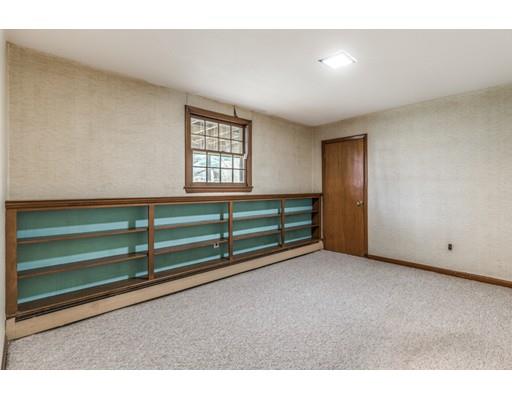 7 Sherwood Road Reading, MA 01867 - Photo 24 of 28
