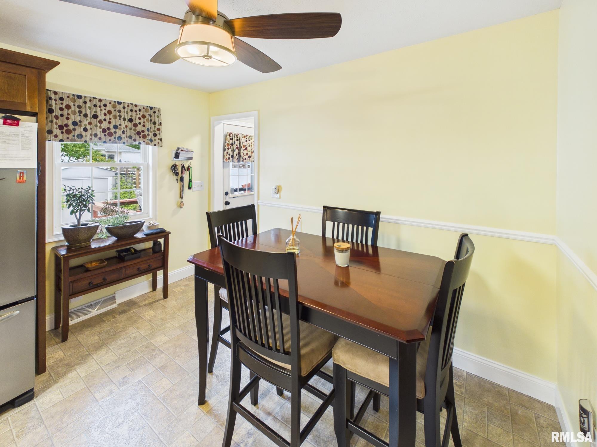 2417 Haverford Road Springfield, IL 62704 - Photo 13 of 42