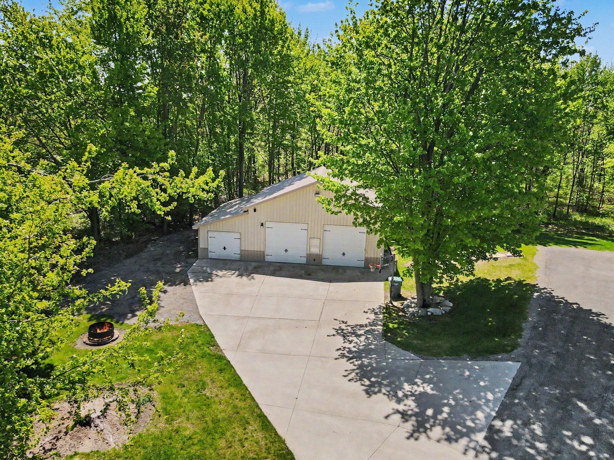 6054 South Moorland Road Ravenna, MI 49451 - Photo 30 of 51 044_file_6335