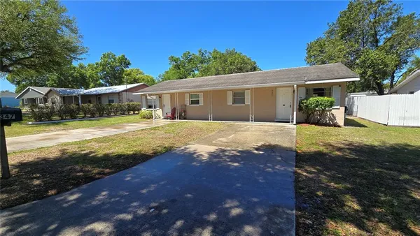 $1,250 | 5347 Satsuma Drive, Zephyrhills, FL 33542