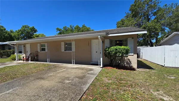 $1,250 | 5347 Satsuma Drive, Zephyrhills, FL 33542