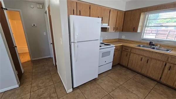 $1,250 | 5347 Satsuma Drive, Zephyrhills, FL 33542