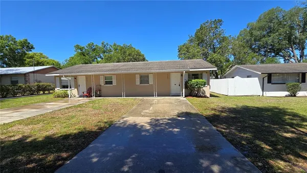 $1,250 | 5347 Satsuma Drive, Zephyrhills, FL 33542