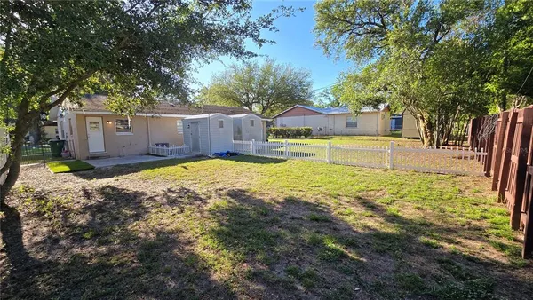 $1,250 | 5347 Satsuma Drive, Zephyrhills, FL 33542