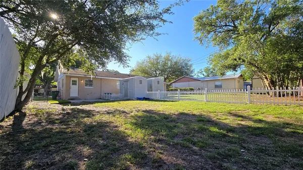 $1,250 | 5347 Satsuma Drive, Zephyrhills, FL 33542