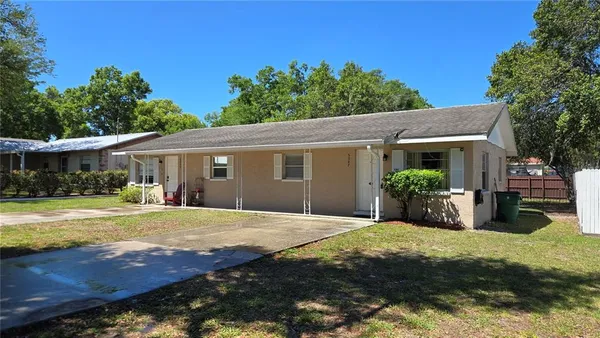 $1,250 | 5347 Satsuma Drive, Zephyrhills, FL 33542