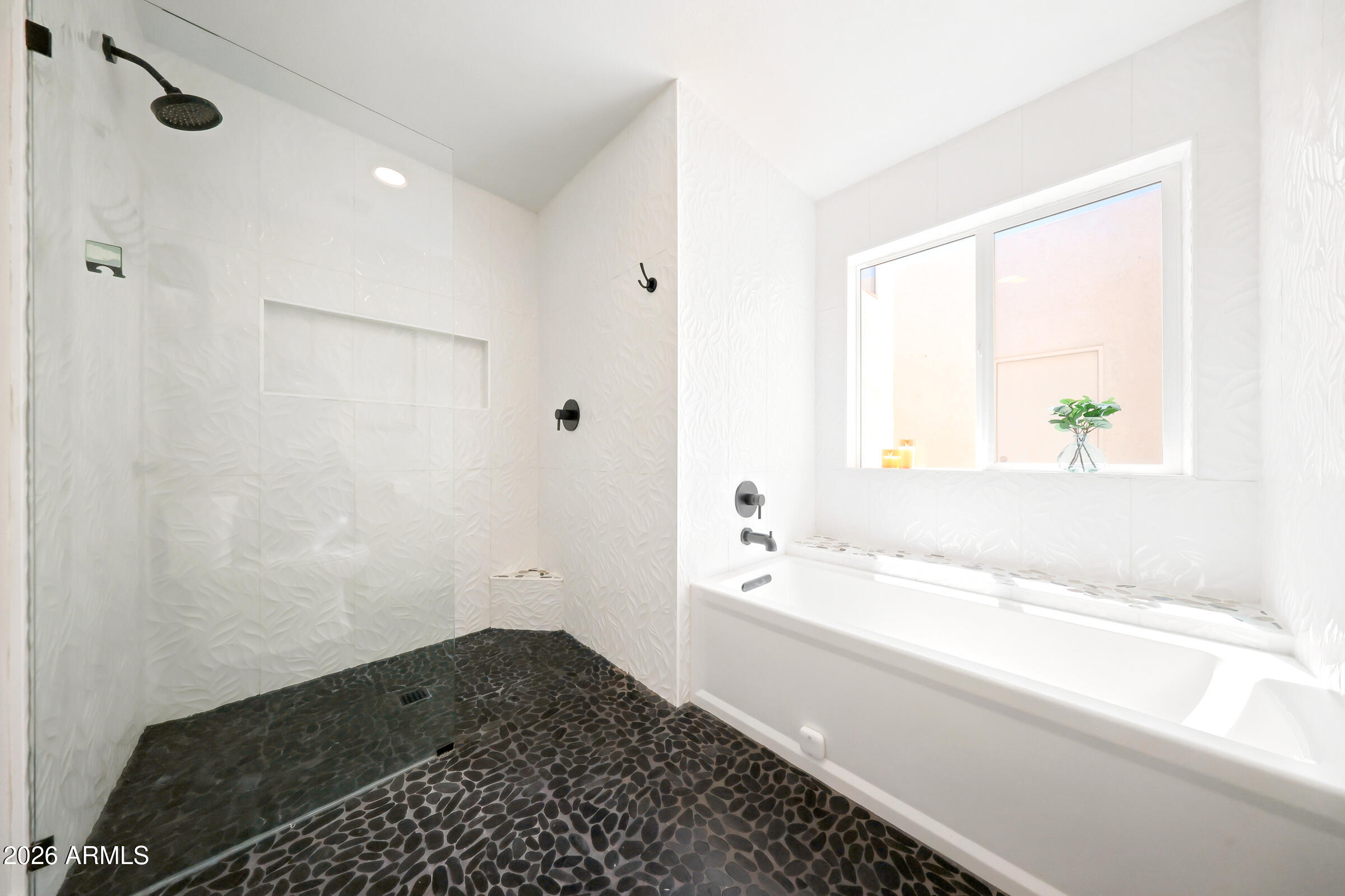 11629 North 40th Way Phoenix, AZ 85028 - Photo 10 of 34 11629 N 40th Way