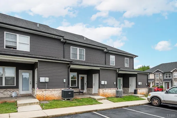 $294,900 | 213 Capstone Drive, Lynchburg, VA 24502