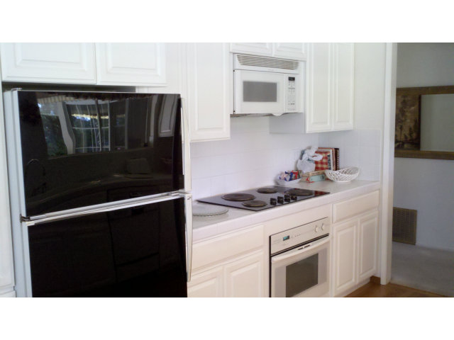 80 Conejo Drive Millbrae, CA 94030 - Photo 7 of 9