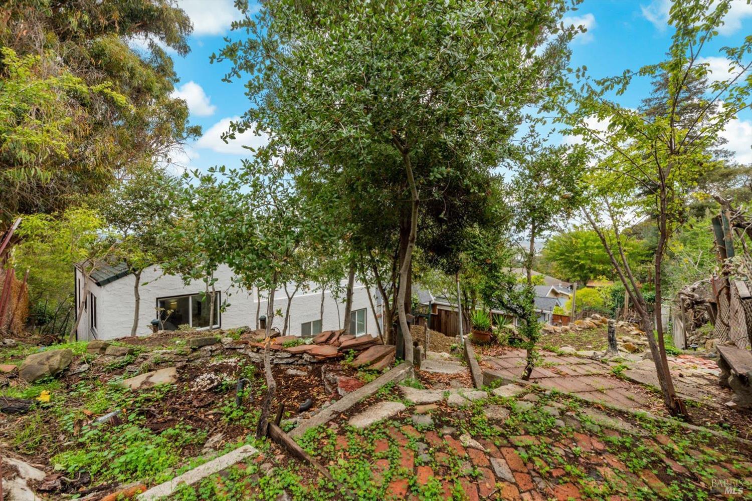 435 Alhambra Street Crockett, CA 94525 - Photo 32 of 38