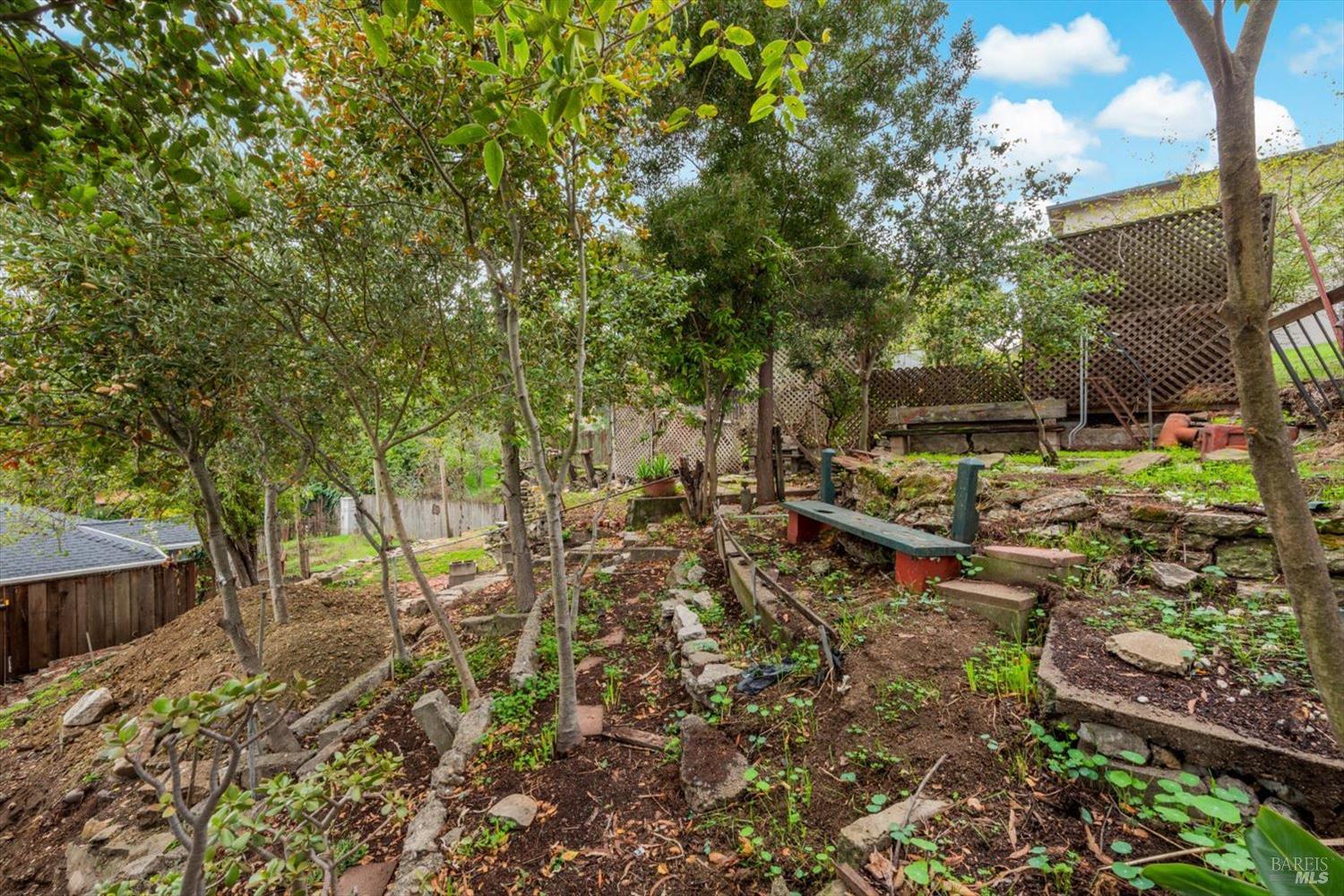 435 Alhambra Street Crockett, CA 94525 - Photo 33 of 38